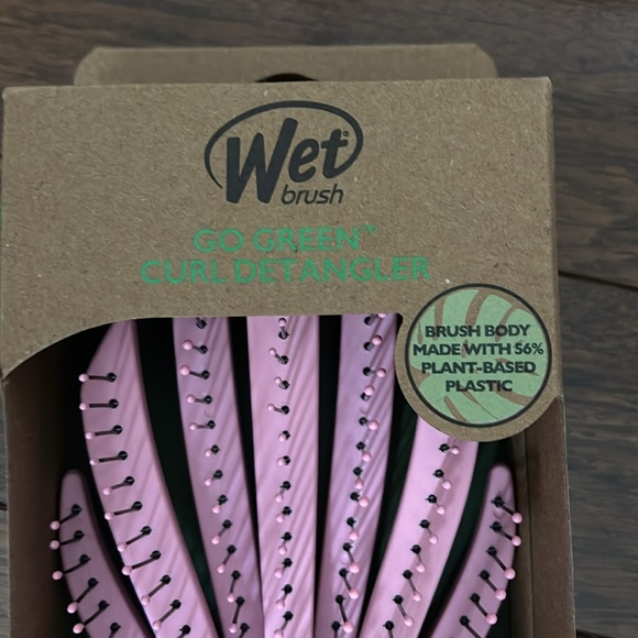 Wet Brush Curl Detangler - Picture 2 of 7